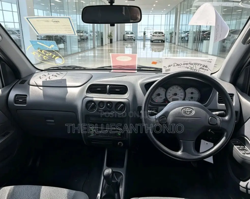 Toyota Cami 2006 Silver