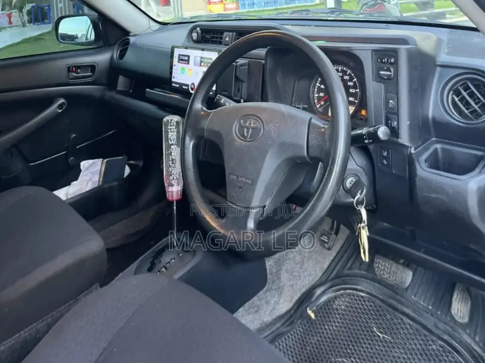 Toyota Probox 2006 White