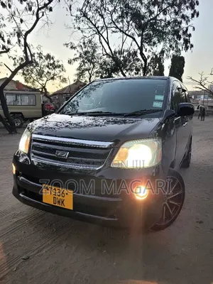 Toyota Noah 2008 Black