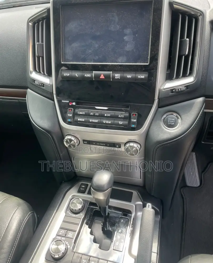 Toyota Land Cruiser 2019 Gray