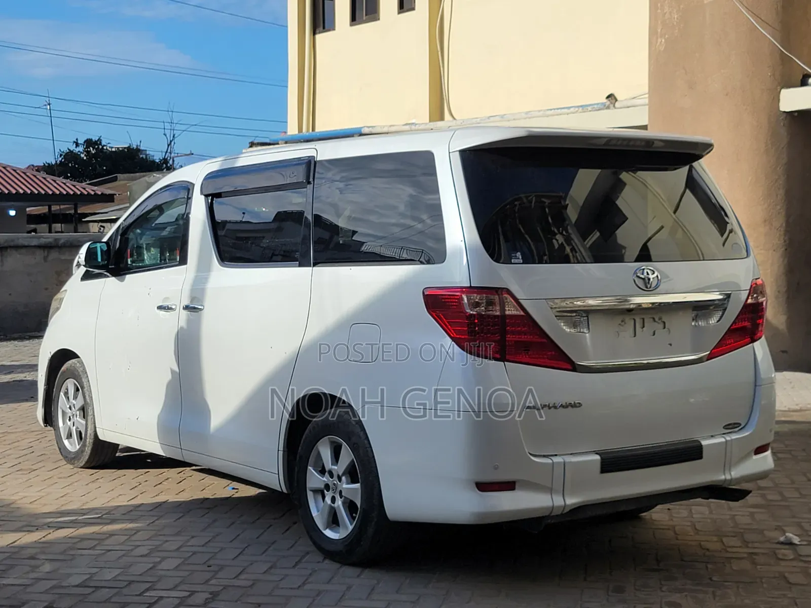 Toyota Alphard 2.4 Petrol AWD 2008 White