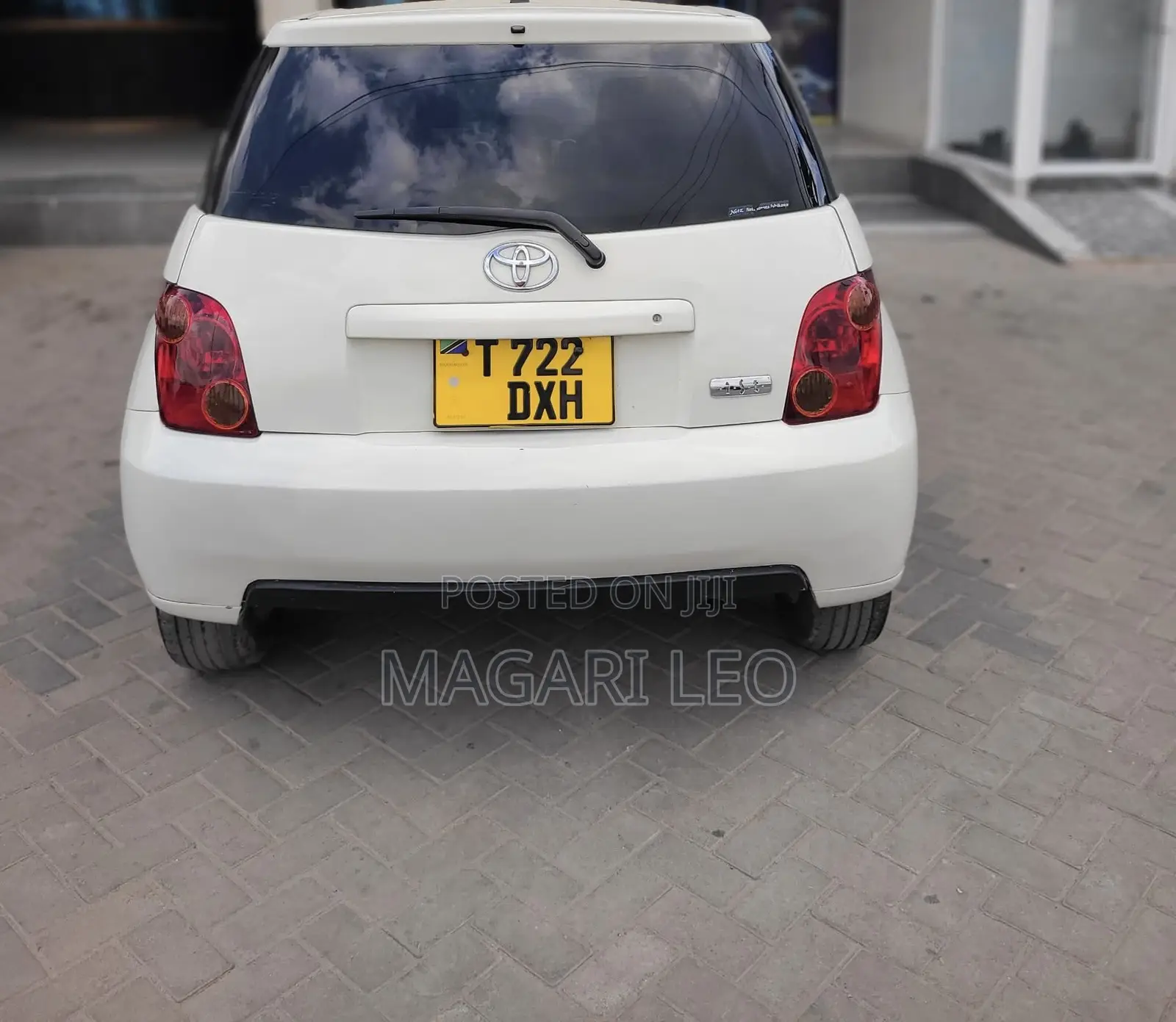 Toyota IST 2005 Pearl