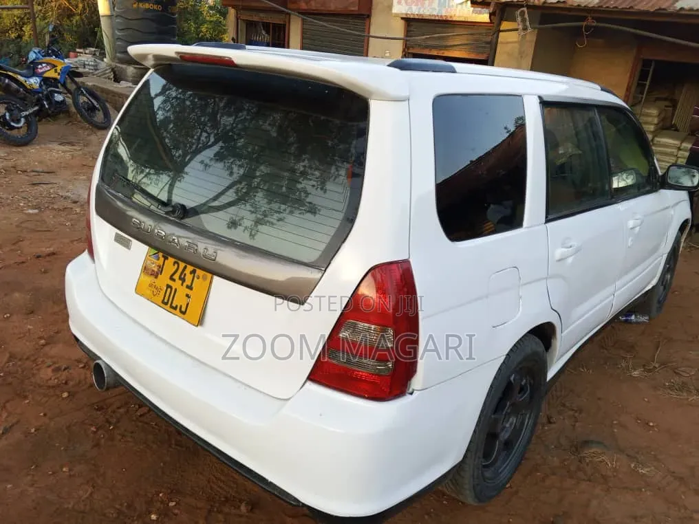Subaru Forester 2003 White