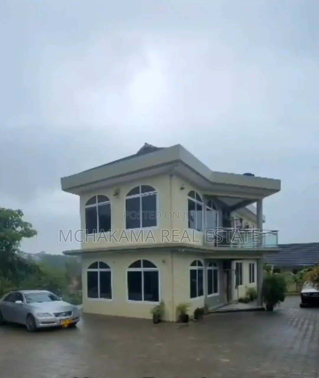 5bdrm Block of Flats in Mchakama Real Estate, Mbezi Beach for sale