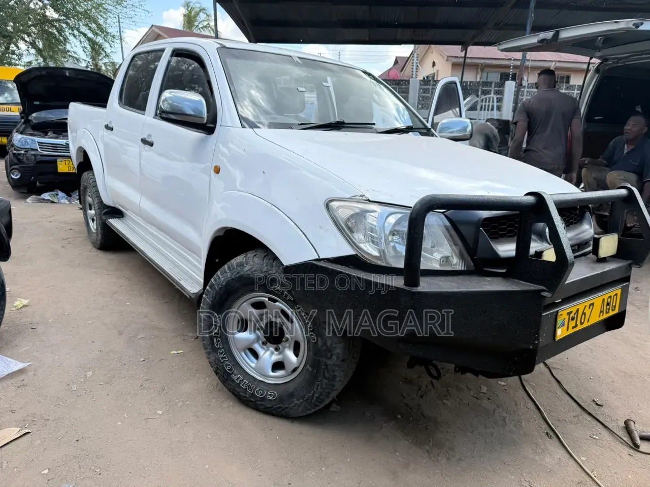 Toyota Hilux 2012 White