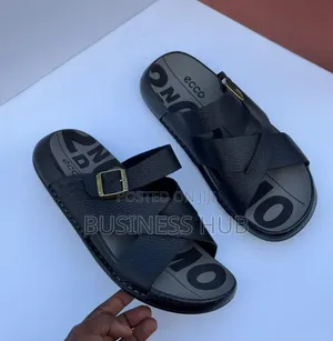 Brand Clarcks One Sandals