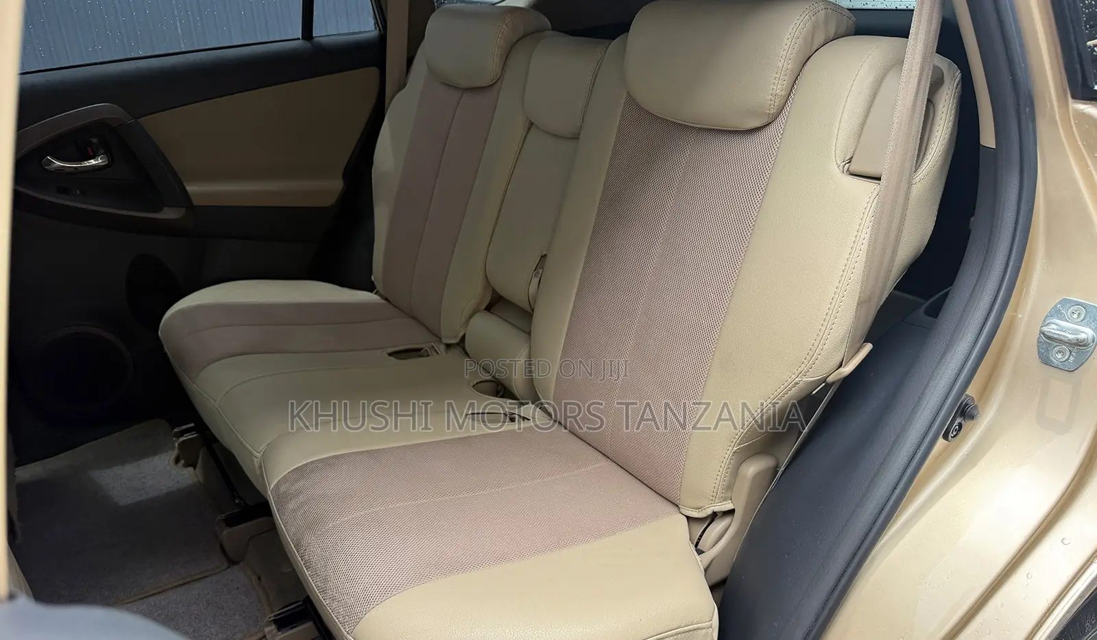 Toyota Vanguard 2008 Gold