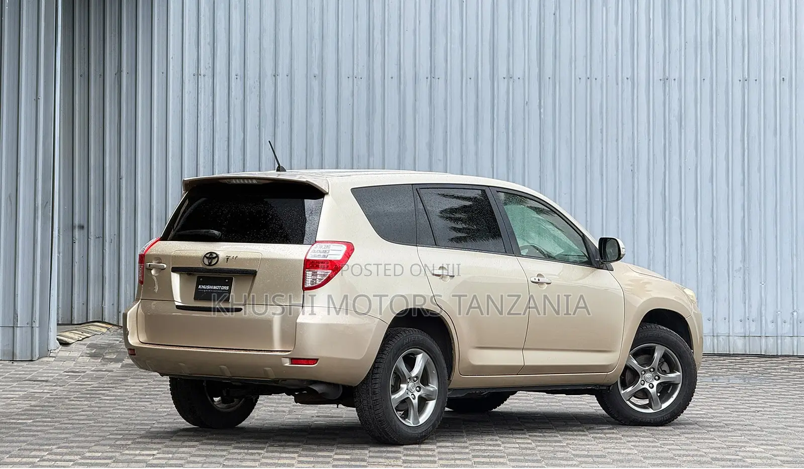 Toyota Vanguard 2008 Gold