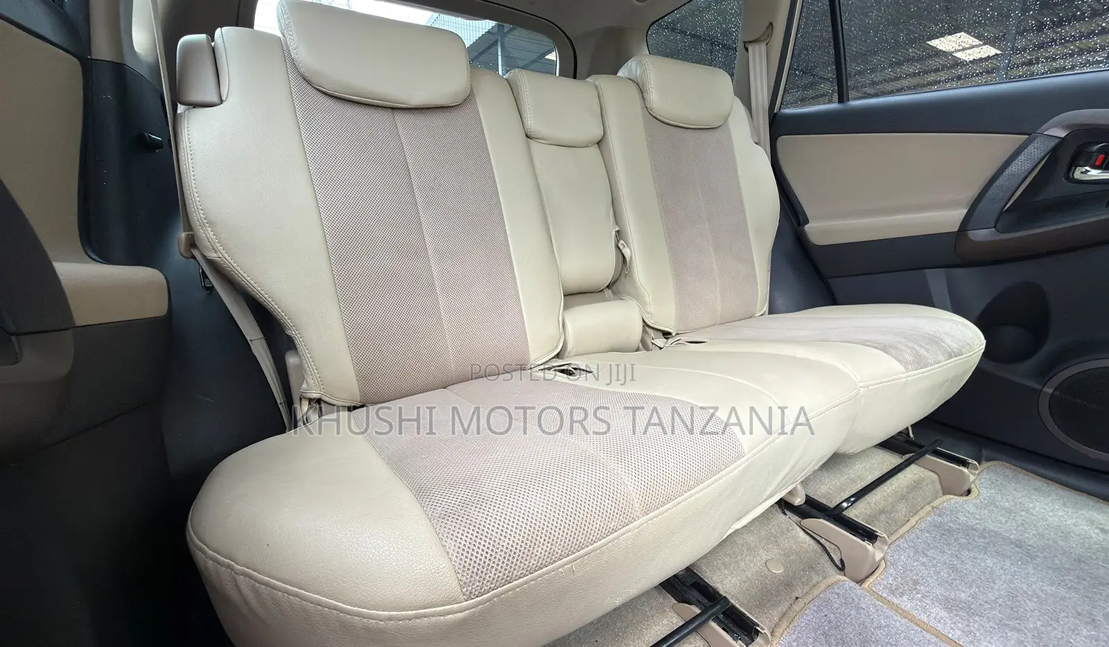 Toyota Vanguard 2008 Gold