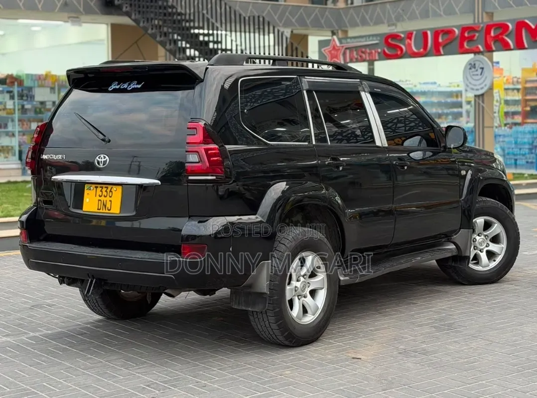 Toyota Land Cruiser Prado 2005 Black