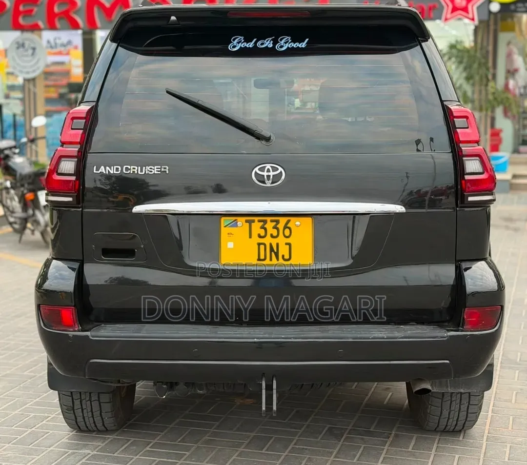 Toyota Land Cruiser Prado 2005 Black