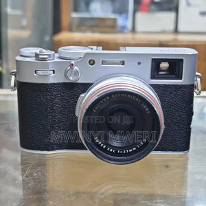 Fujifilm X100V Digital Camera - Silver