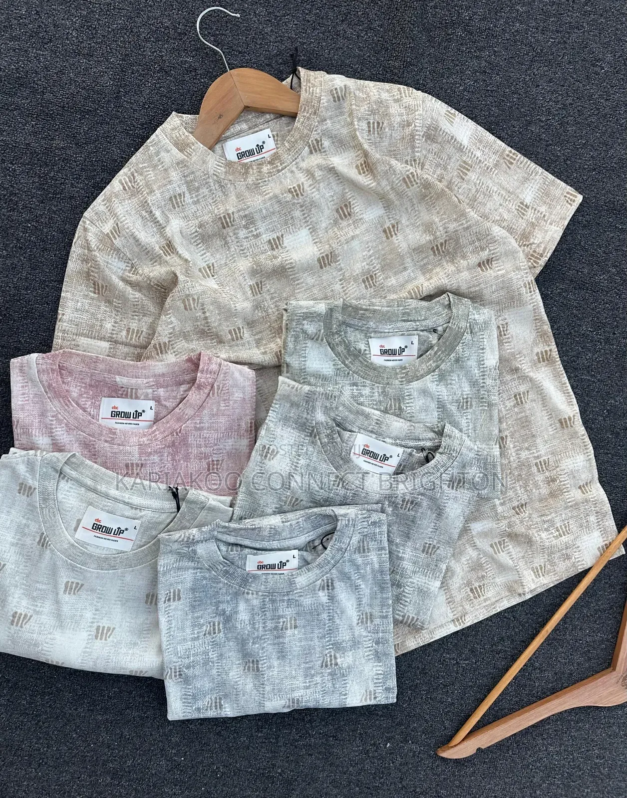 Multi-Color Textured Pattern Crewneck T-Shirts