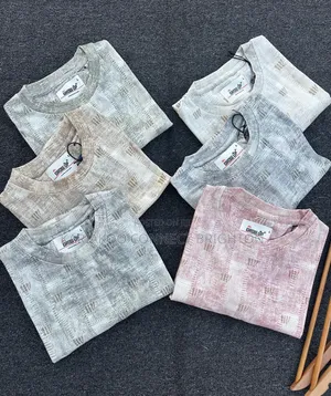 Multi-Color Textured Pattern Crewneck T-Shirts