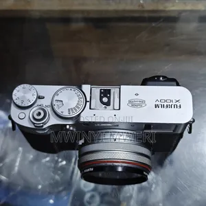 Fujifilm X100V Digital Camera - Silver