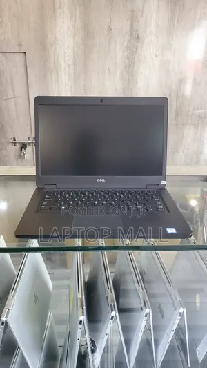 Laptop Dell Precision 5490 8GB Intel Core i5 SSD 256GB