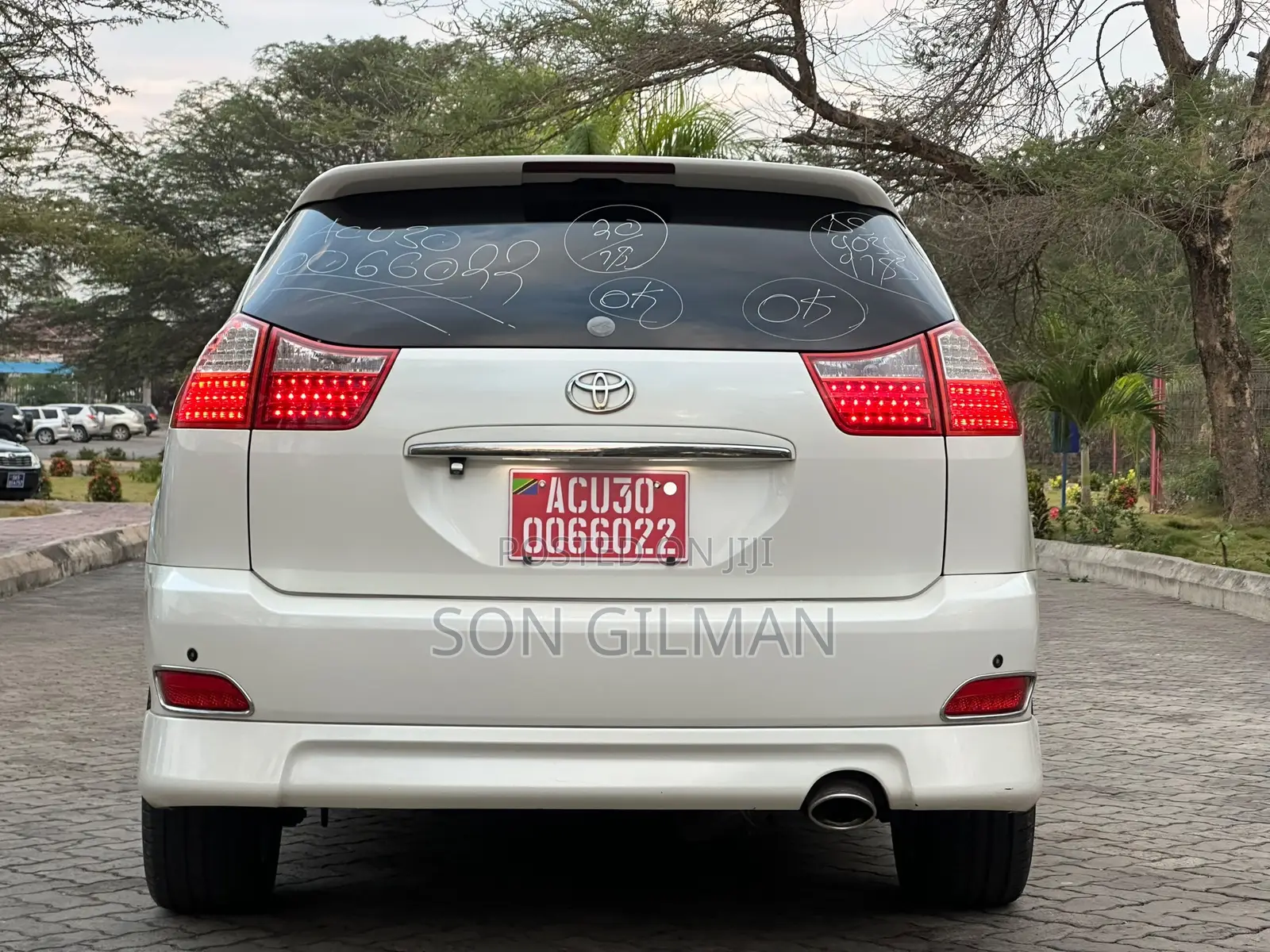 Toyota Harrier 2007 White