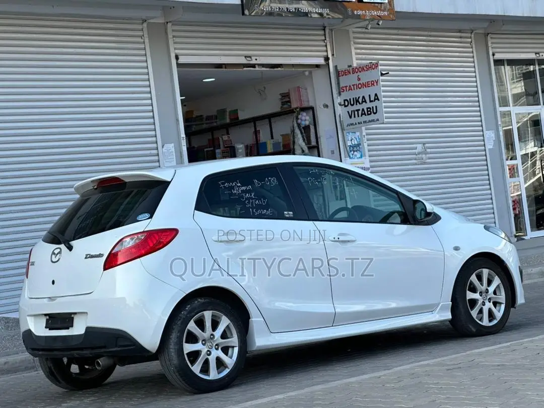 Mazda Demio 2009 White
