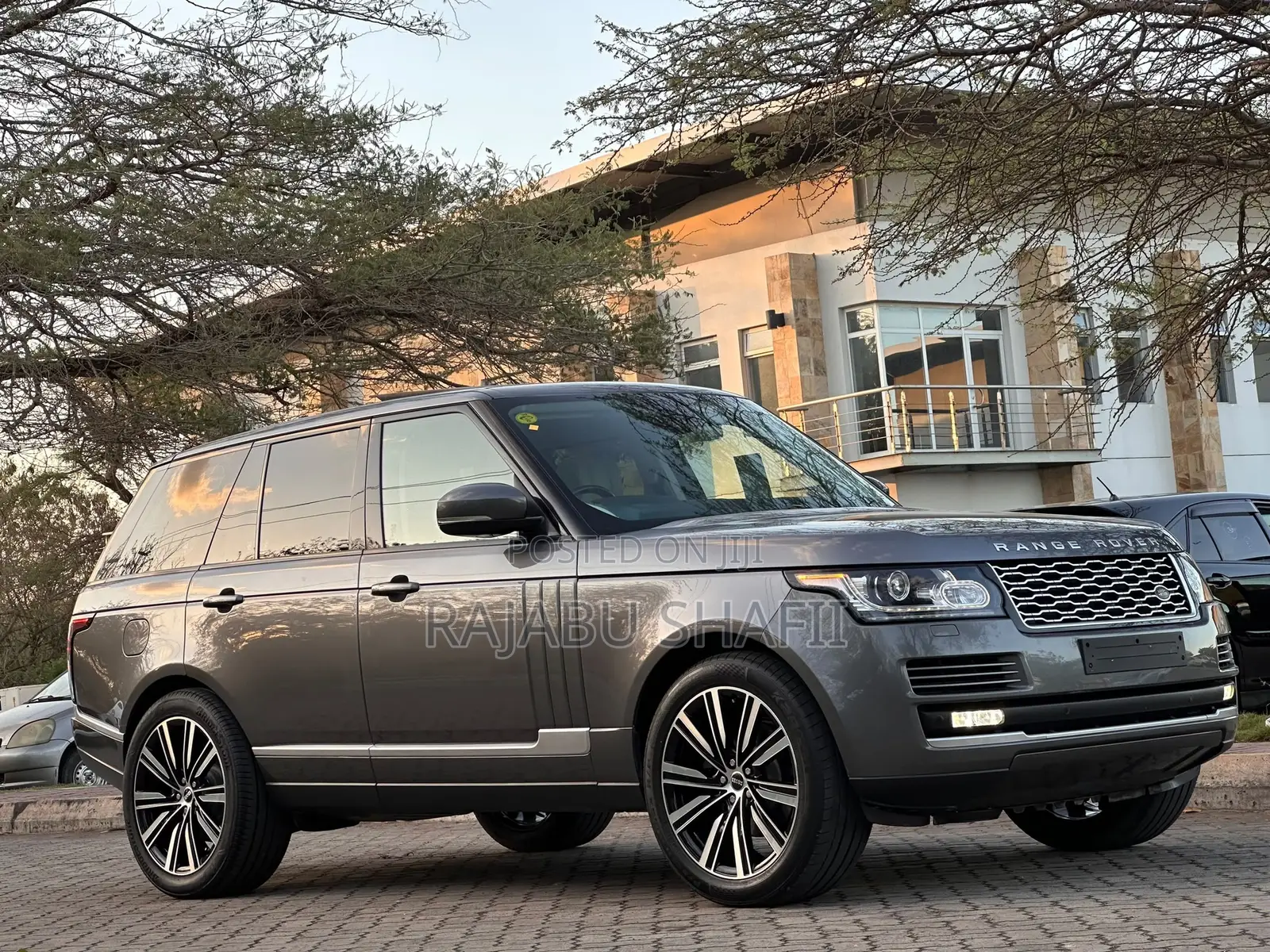 Land Rover Range Rover Vogue 2015 Gray