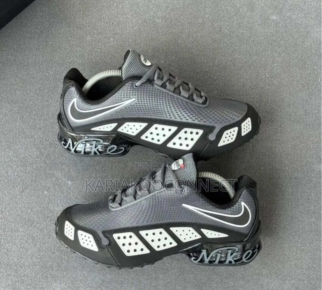 Nike Shox TL Sneakers