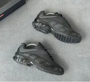 Nike Shox TL Sneakers