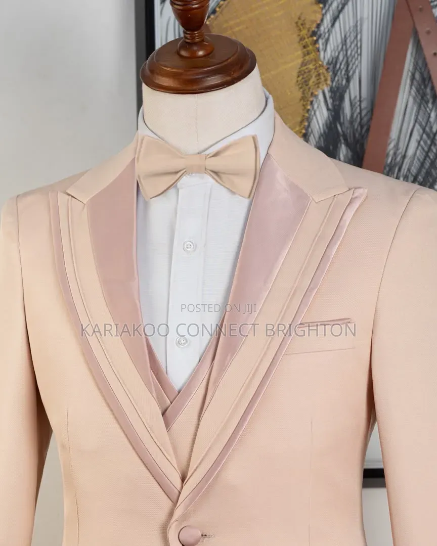 Light Peach / Beige Double-Breasted Vest 3-Piece Suit