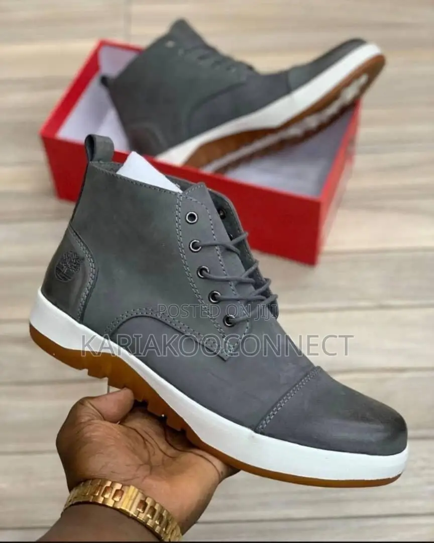 Timberland (TMS) Chukka Boots