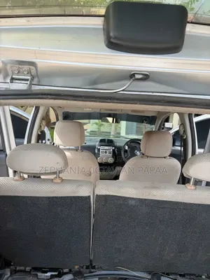 Toyota Passo 2004 Silver