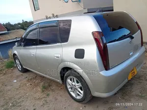 Toyota Opa 2003 Silver