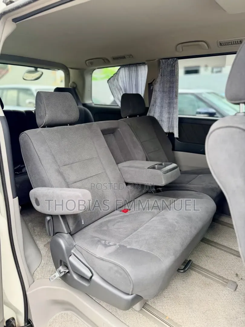 Toyota Alphard 2005 White