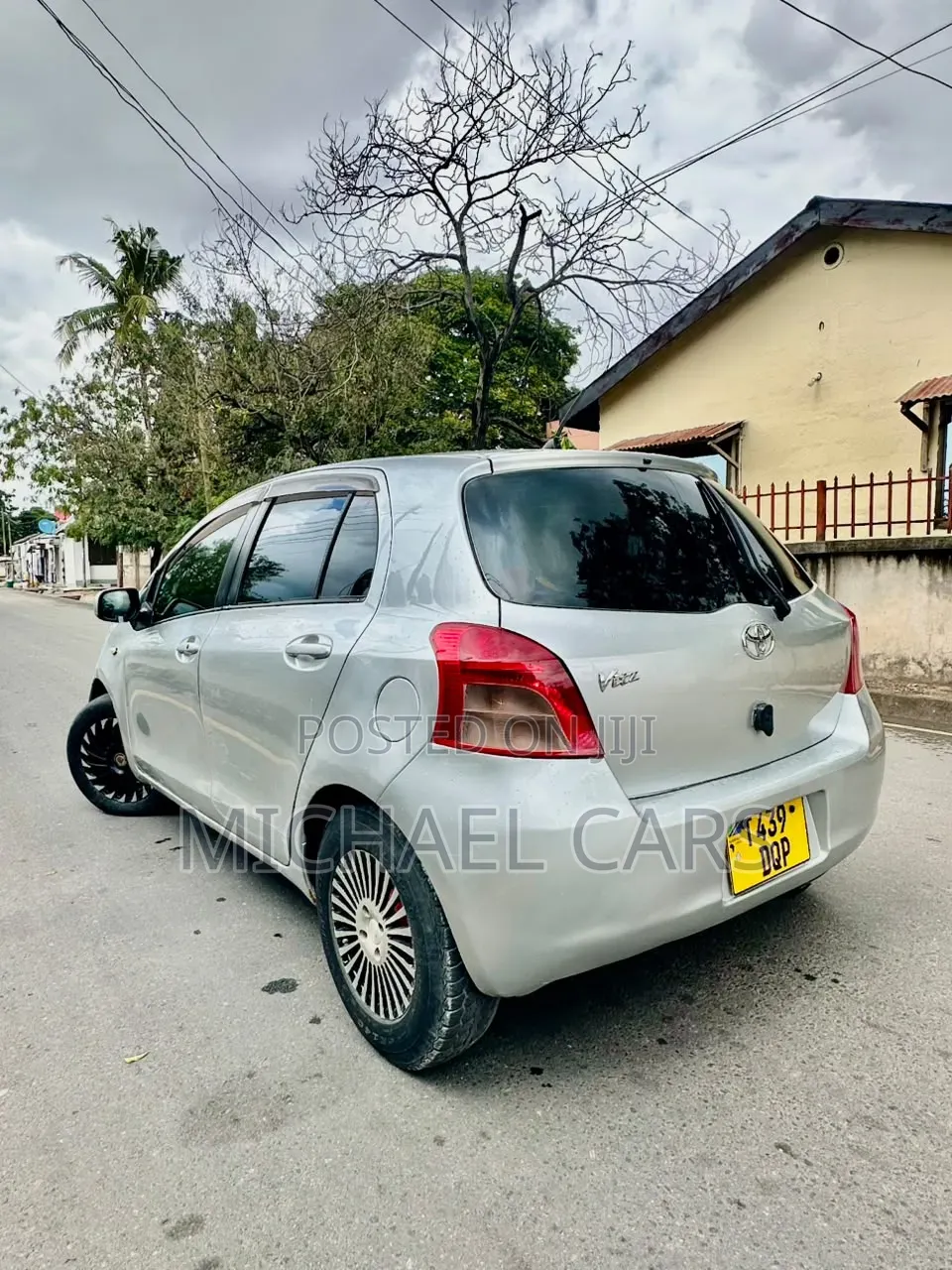 Toyota Vitz 2006 Silver