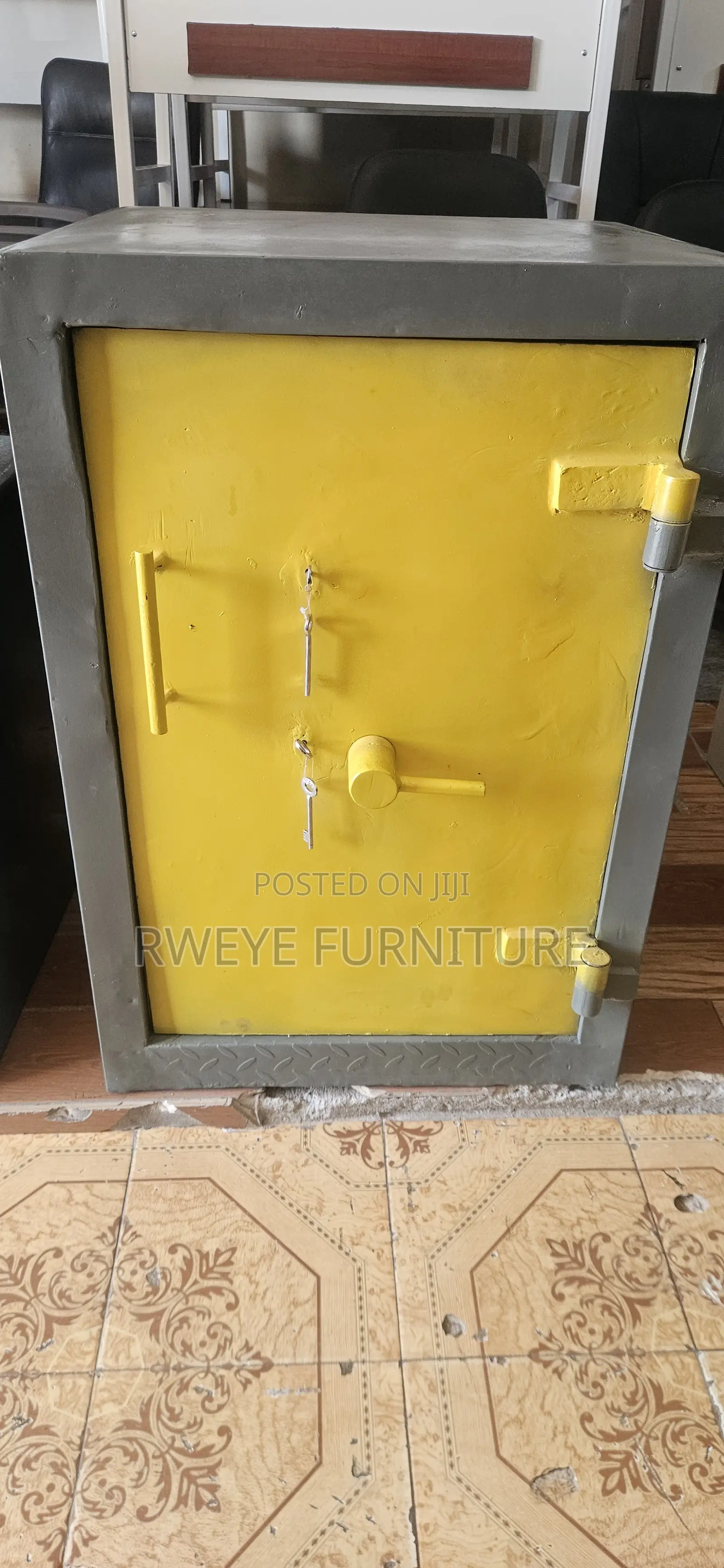 SAFE BOX ( Sanduku La Chuma)