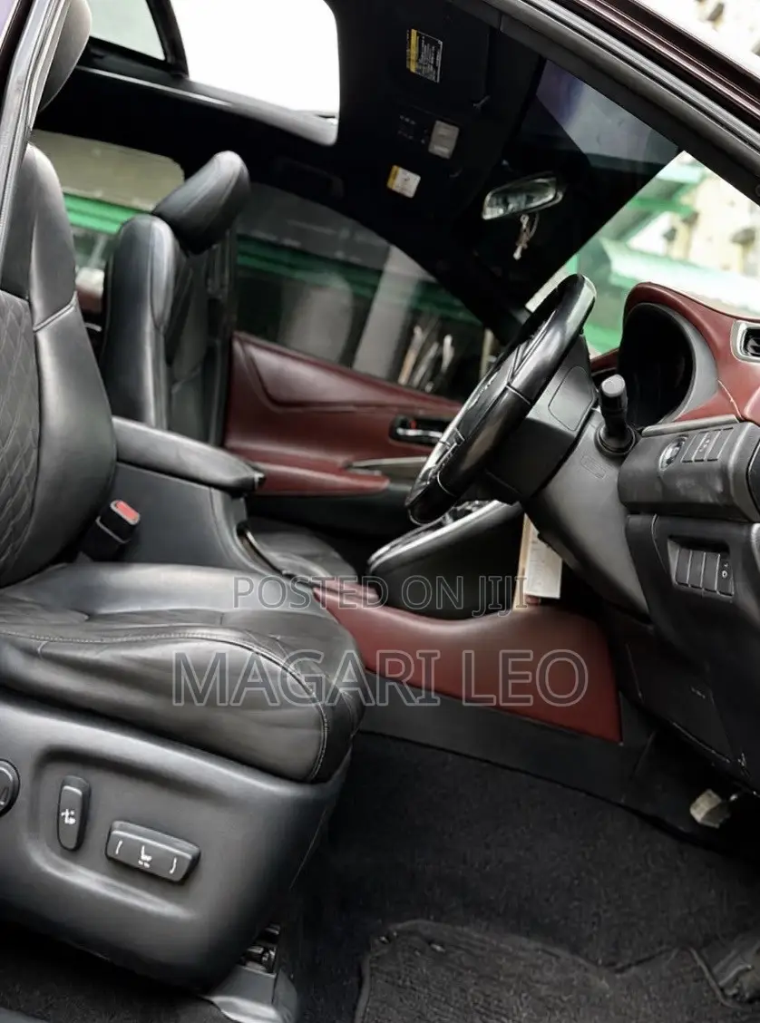 Toyota Harrier 2.0 2015 Maroon