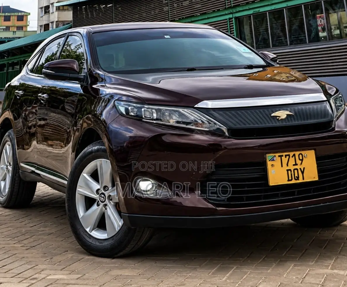 Toyota Harrier 2.0 2015 Maroon