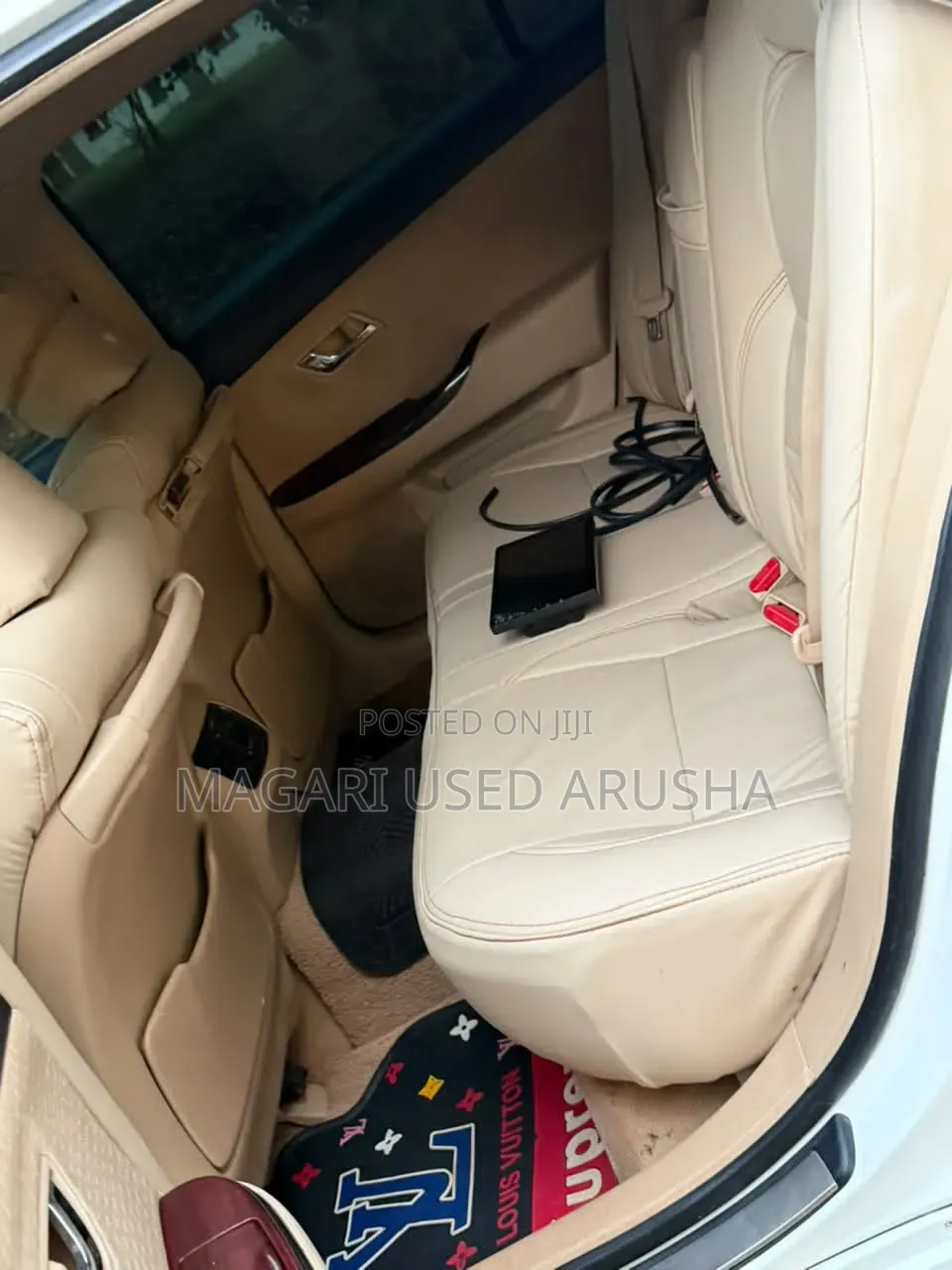 Toyota Crown 2009 White
