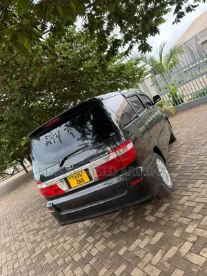 Toyota Alphard 2004 Black