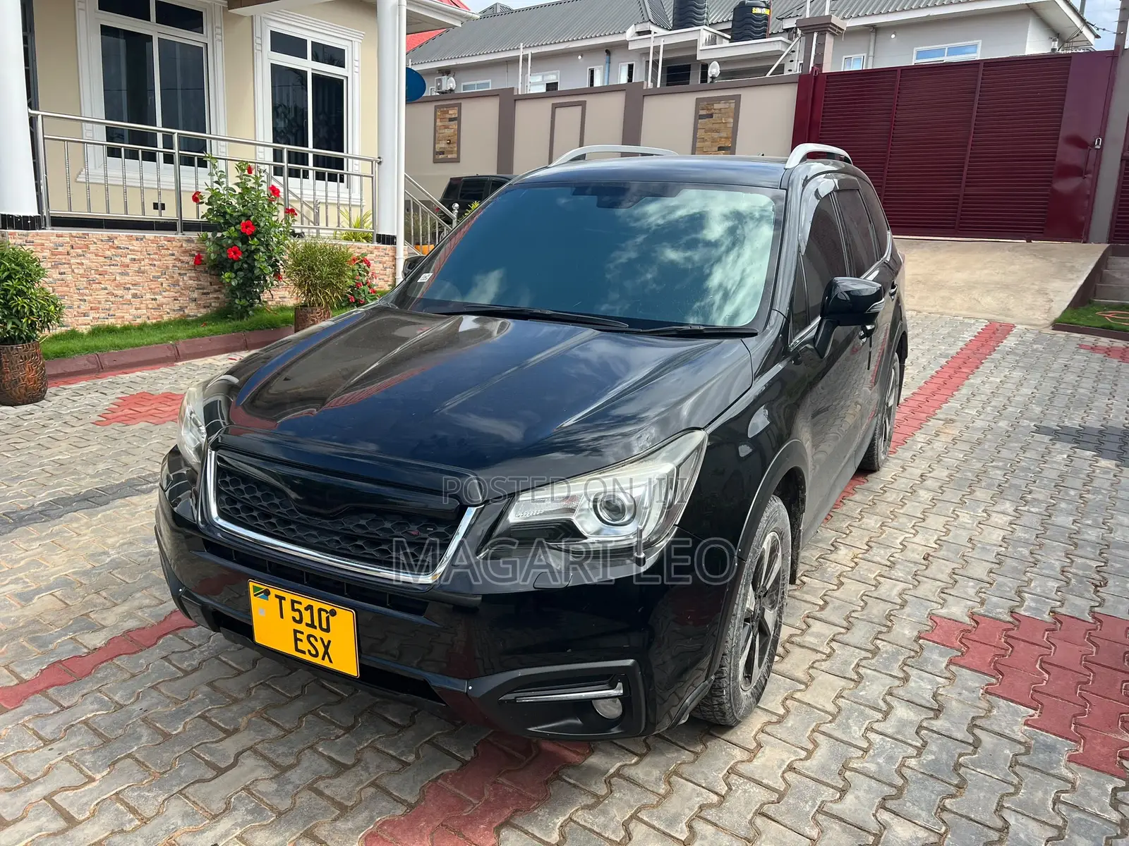 Subaru Forester 2.0XT Premium 4dr SUV AWD (2.0L 4cyl Turbo CVT) 2014