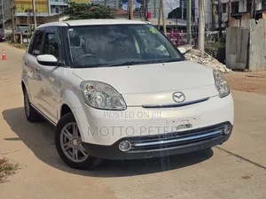 Mazda Verisa 2008 White