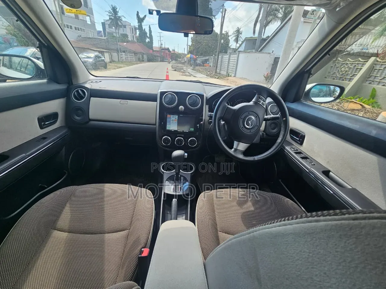 Mazda Verisa 2008 White