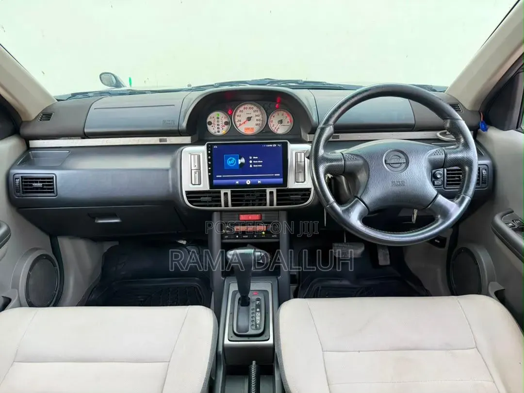 Nissan X-Trail 2004 Silver