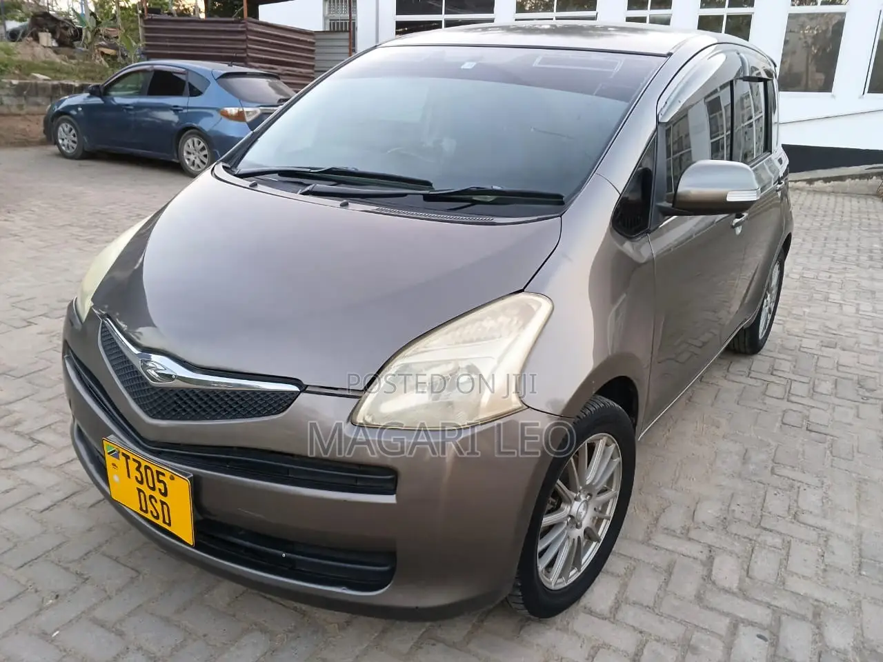 Toyota Ractis 1.5 FWD 2005 Gray