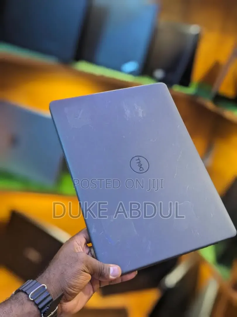 Laptop Dell Latitude 3400 8GB Intel Core i3 HDD 1T