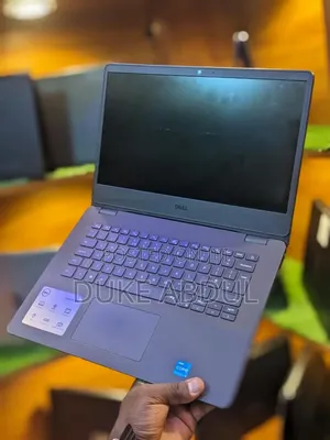 Laptop Dell Latitude 3400 8GB Intel Core i3 HDD 1T