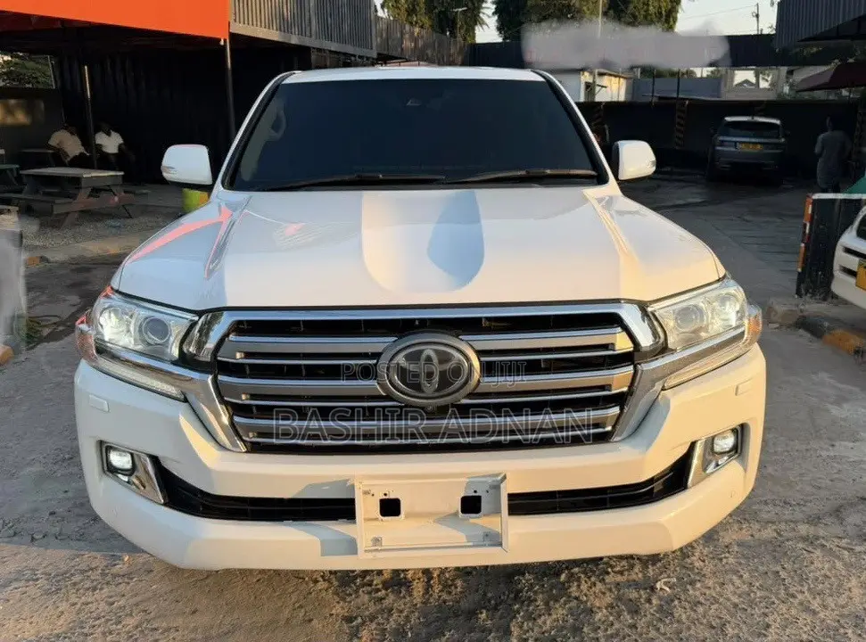 Toyota Land Cruiser 4.5 V8 TD 2016 White