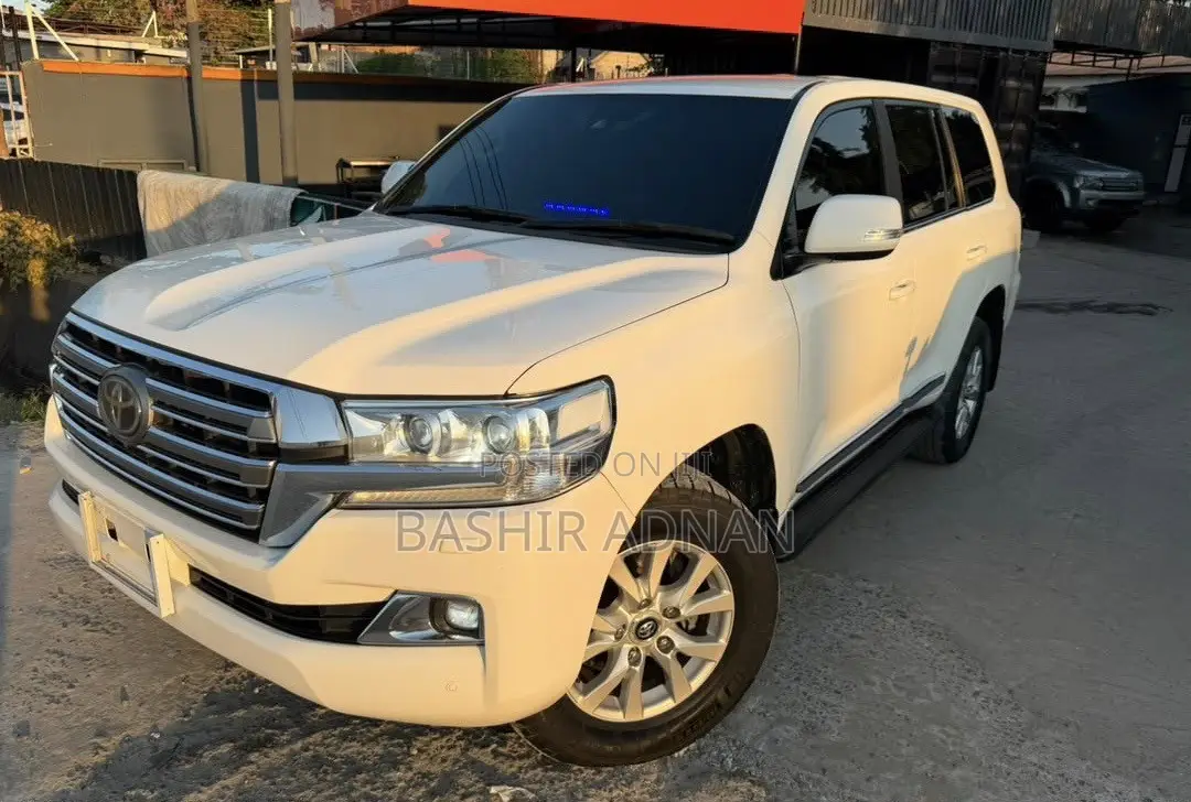 Toyota Land Cruiser 4.5 V8 TD 2016 White
