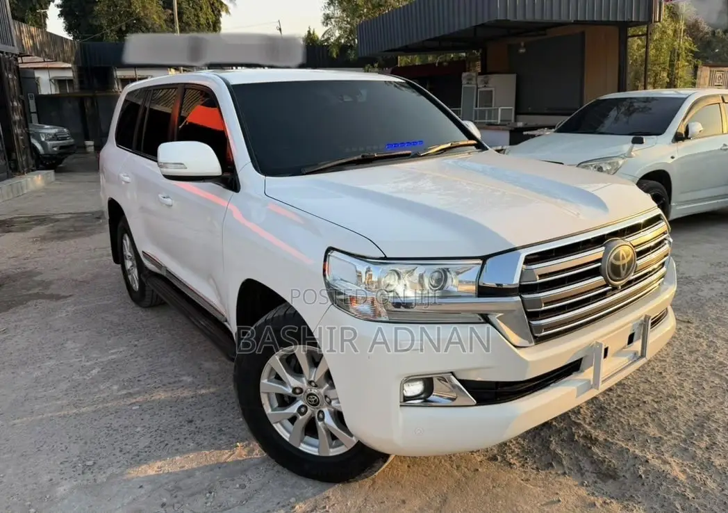 Toyota Land Cruiser 4.5 V8 TD 2016 White