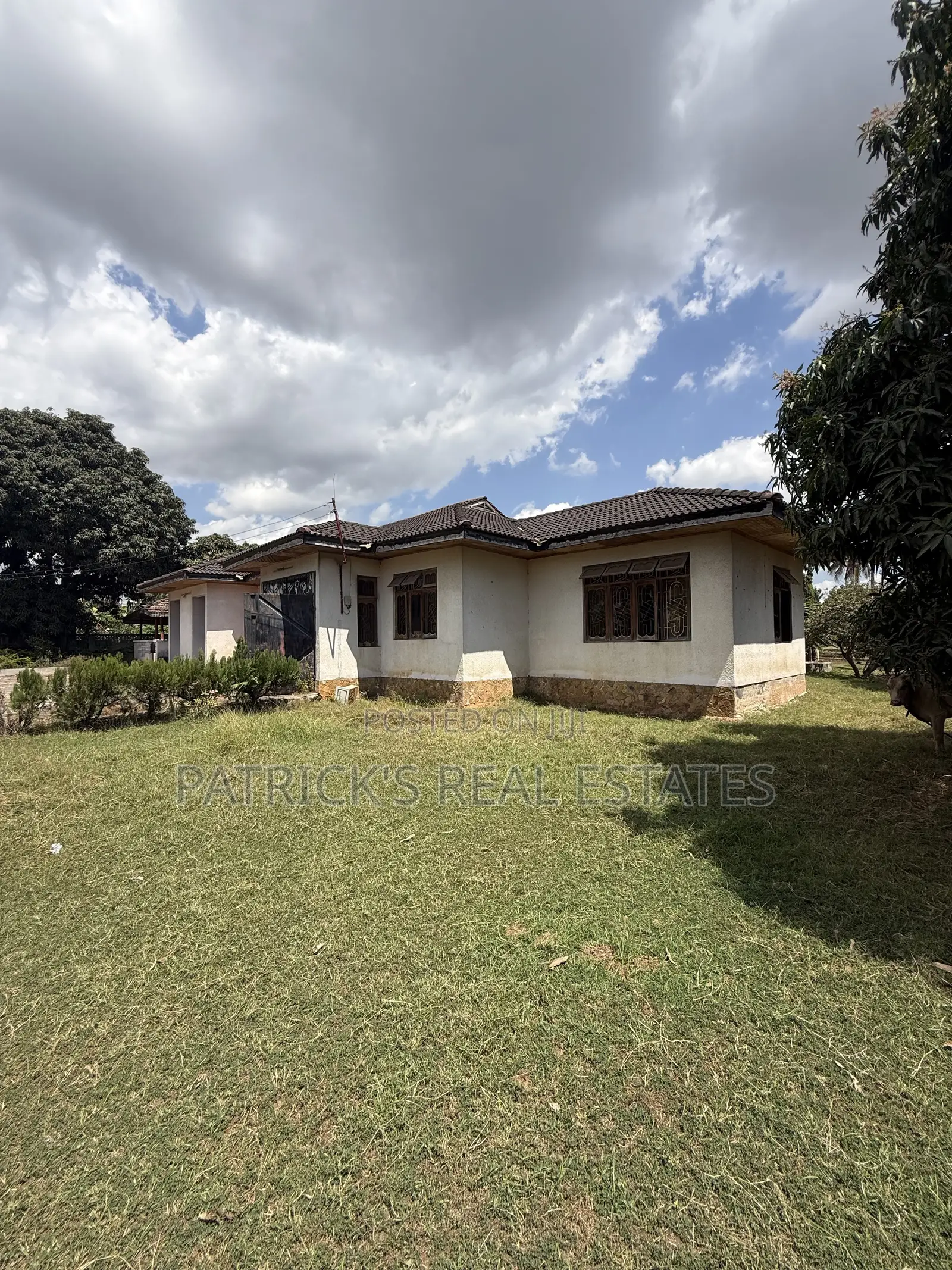 4bdrm Block of Flats in Mbezi Beach for sale