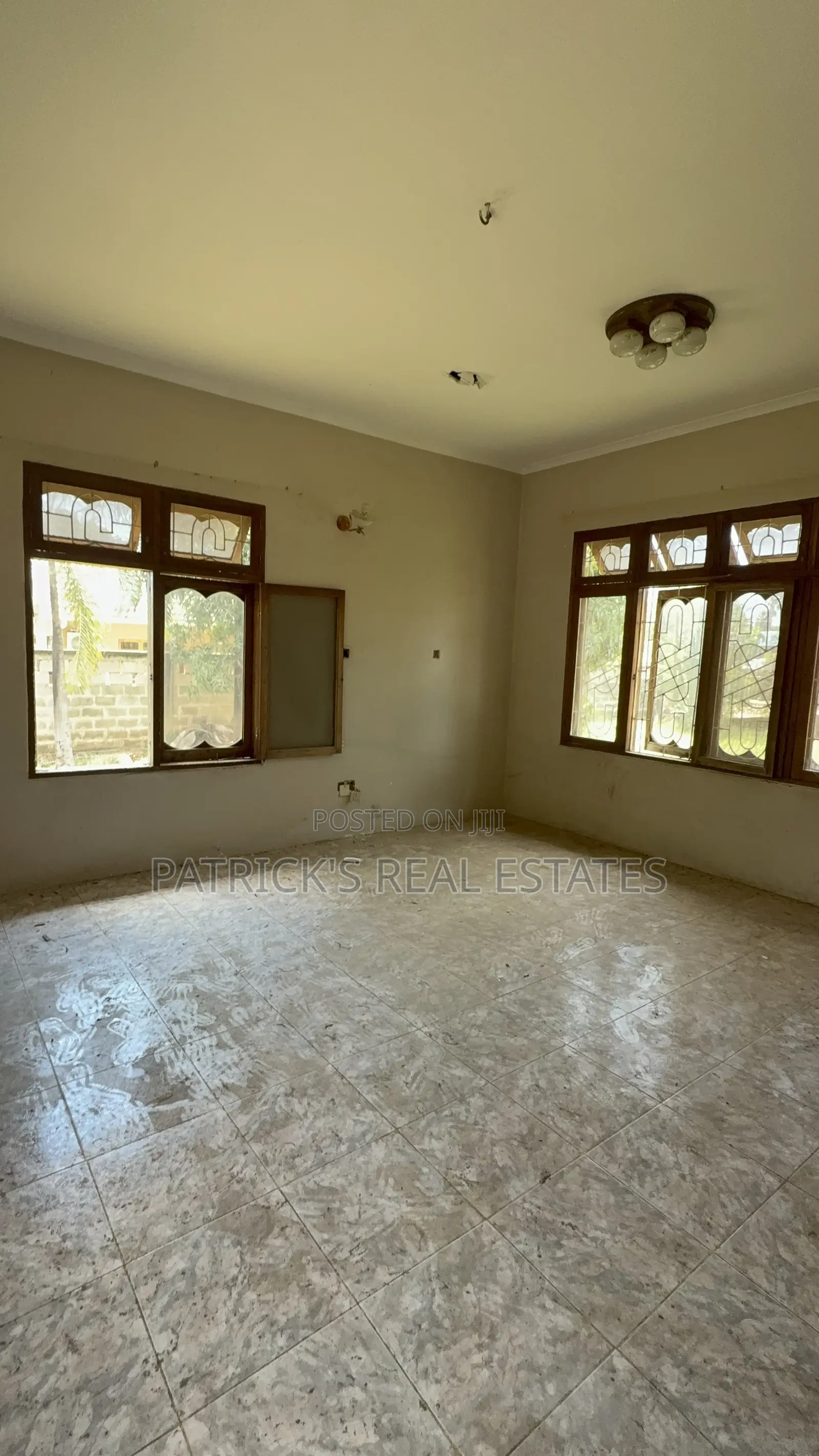 4bdrm Block of Flats in Mbezi Beach for sale