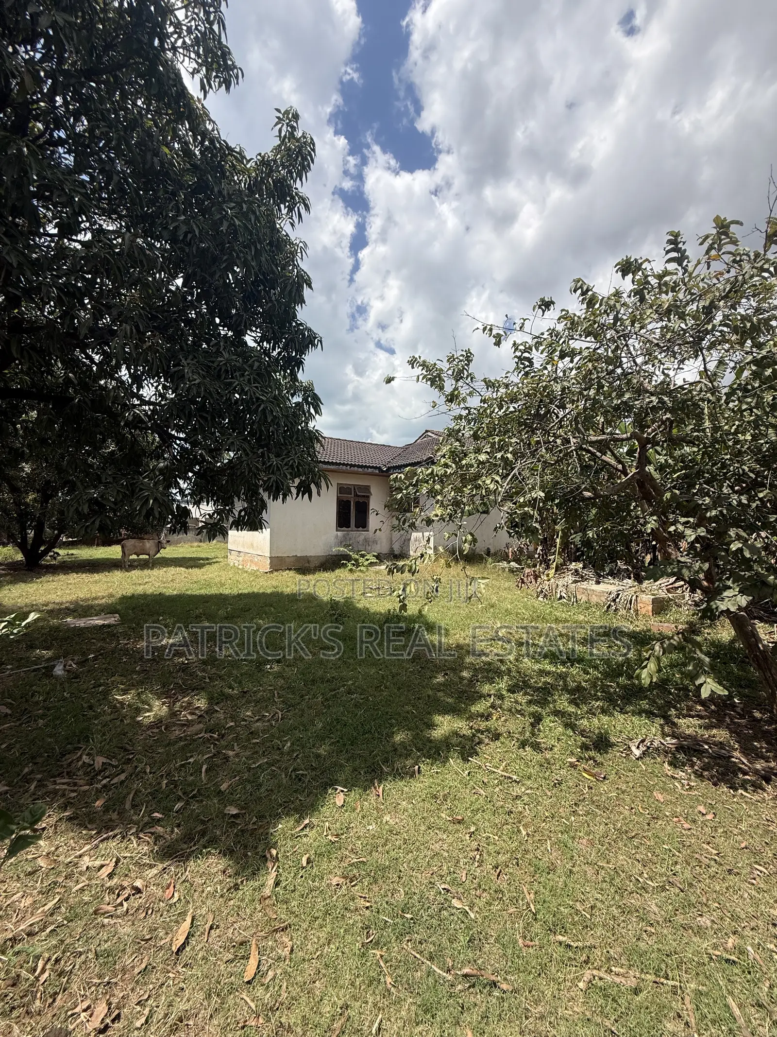 4bdrm Block of Flats in Mbezi Beach for sale