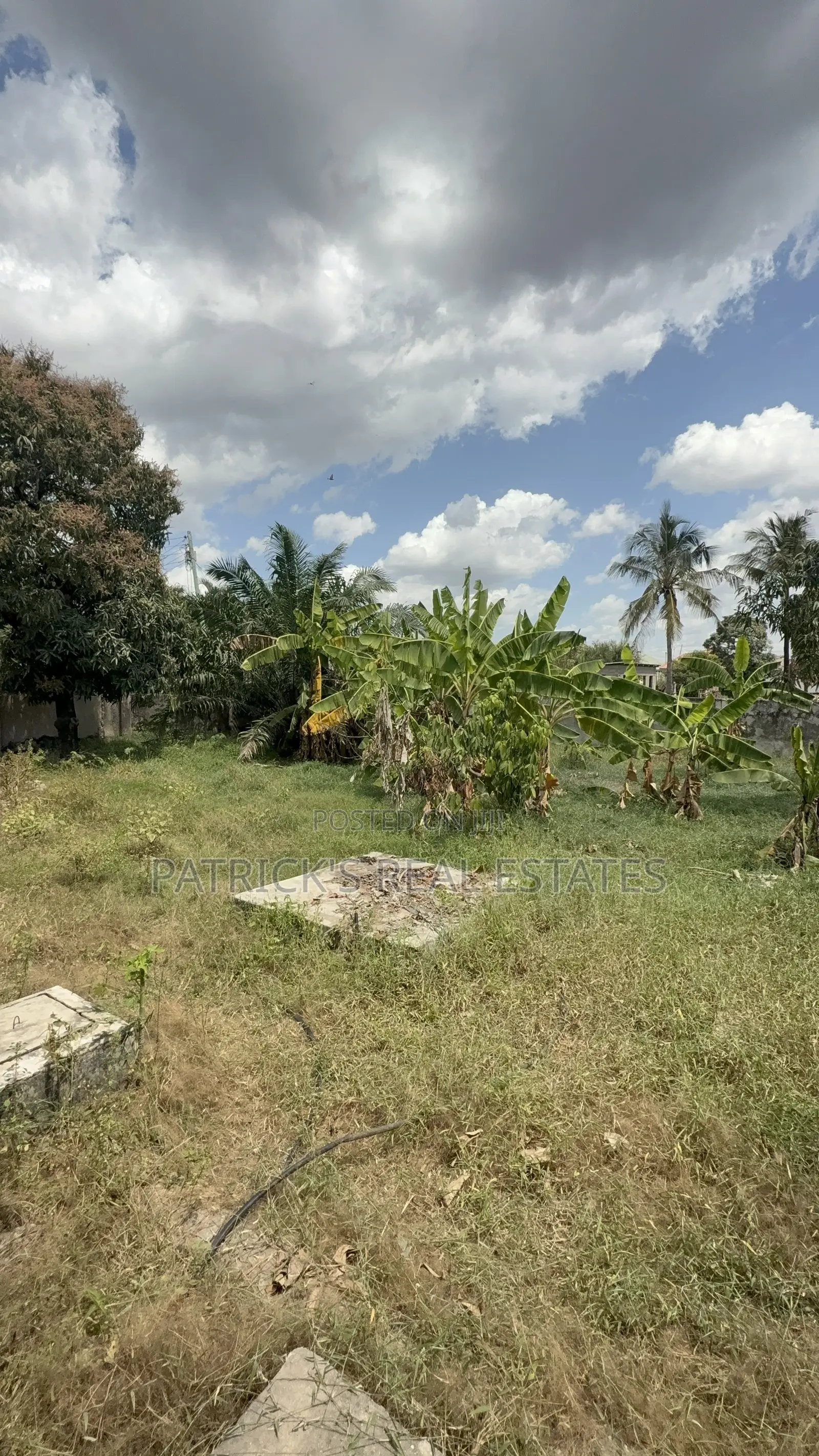 4bdrm Block of Flats in Mbezi Beach for sale